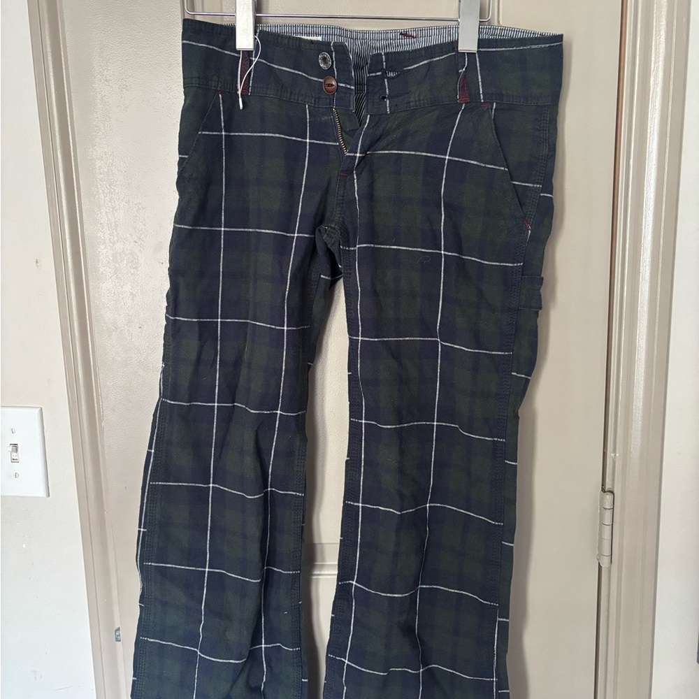 Chic Plaid Women's Trousers - Navy and White